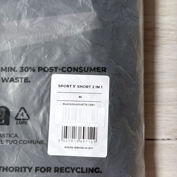 Gymshark Sport 5" 2 In 1 MensShorts Black/Silouette Grey Size M NWT in packaging - Picture 8 of 8